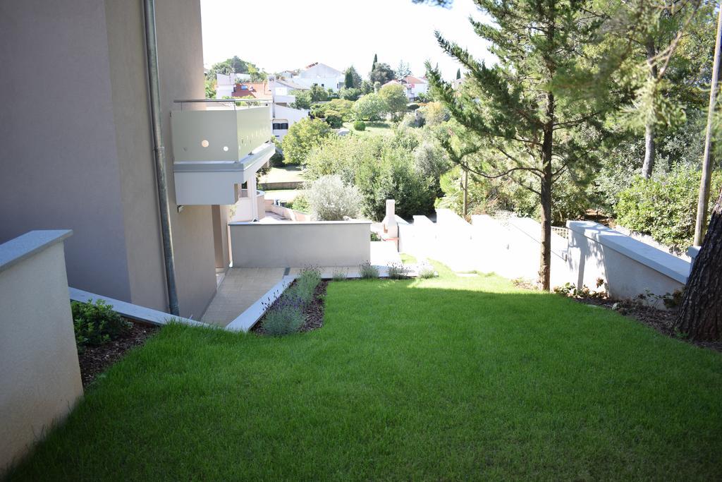 Luxury Apartments Adria Malinska Exterior photo
